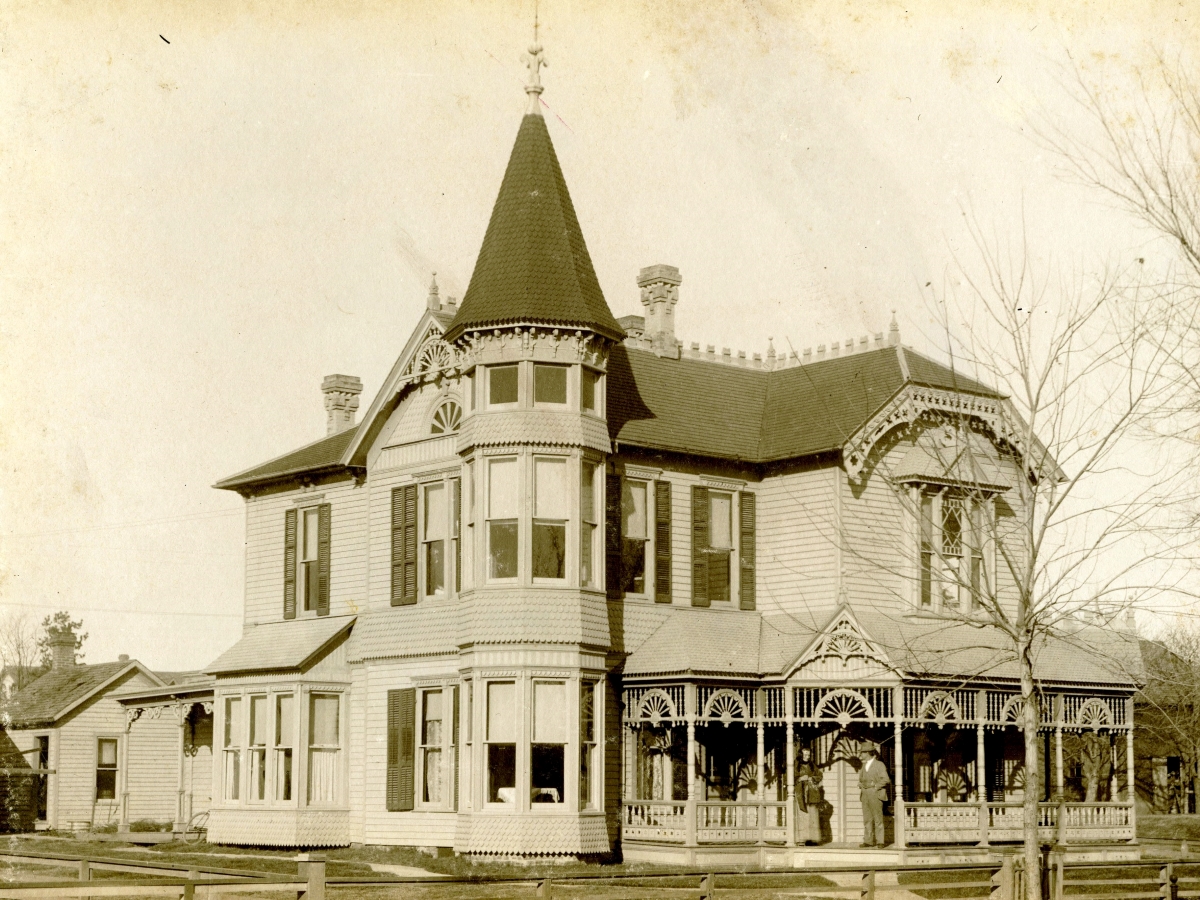 Photo of the Valentine Miller Residence at 415 N. Franklin St., Kirksville, MO.